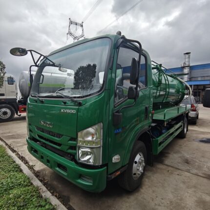 Combination Sewer Cleaning Truck for Drain Maintenance