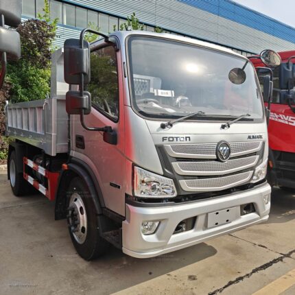 Right Hand Drive Dump Truck for Construction Transport