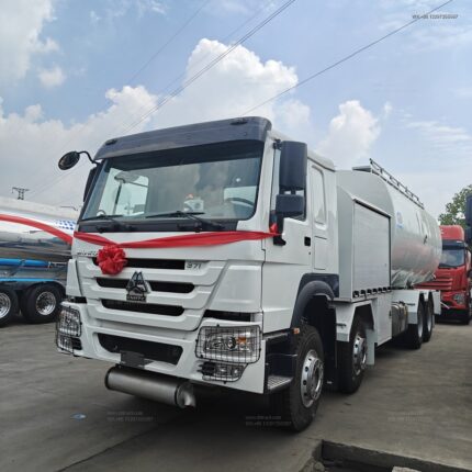 Aircraft Refueler for Airport Fuel Service