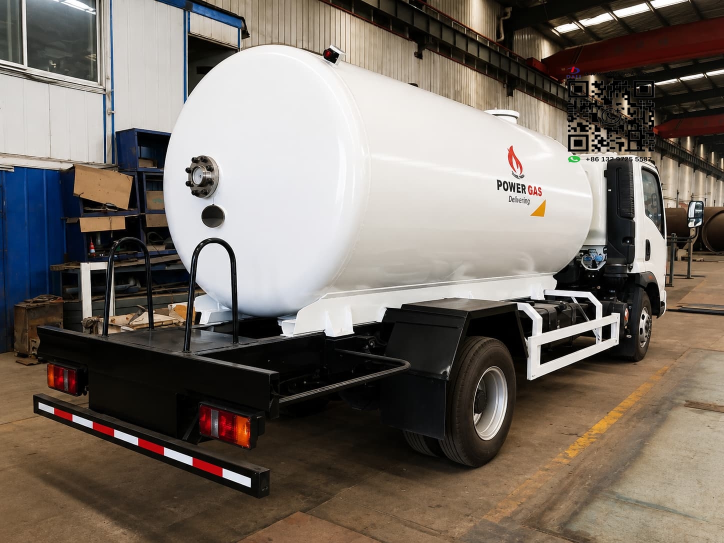 Howo 8000L LPG tanker truck showing mobile gas delivery equipment