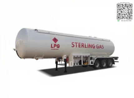 3 axle 30tons LPG tank trailer side view showing cylindrical tank body
