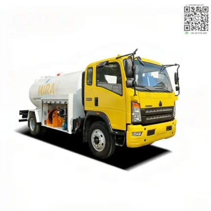 Sinotruk HOWO 2080 chassis with LPG bobtail body