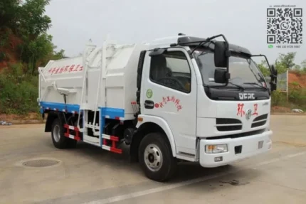 Chengli 4x2 dumper garbage truck exterior side view