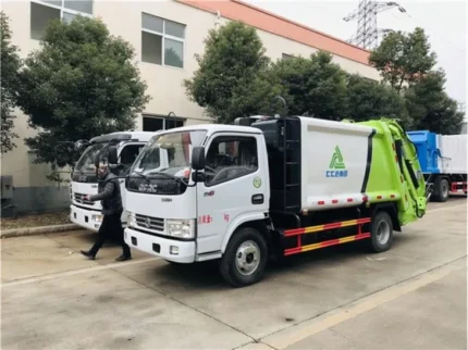 Dongfeng 6cbm garbage truck rear loading hopper