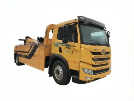FAW 15Ton under lift wrecker tow truck side view at Chengli factory
