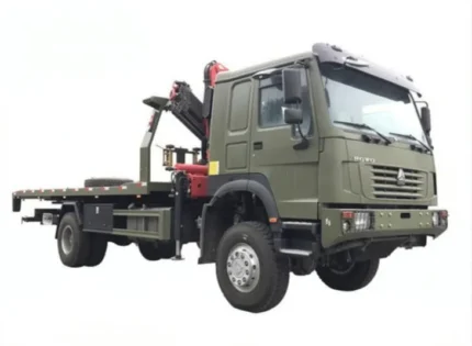 HOWO 5 ton flatbed tow truck with Sany telescopic crane loaded on trailer