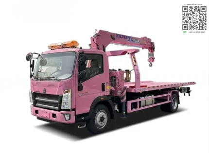 HOWO 5 tons wrecker truck side view with crane folded on flatbed