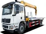 CHENGLI flatbed recovery truck with 8 ton crane on Shacman chassis