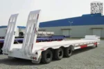 Full 60Ton lowbed semi trailer side view