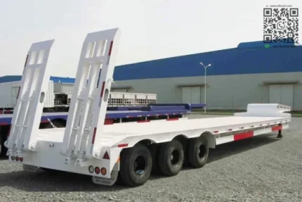 Full 60Ton lowbed semi trailer side view