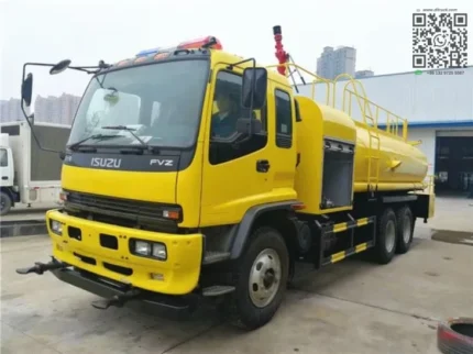 ISUZU FVZ 6x4 16000L water tank fire truck side profile view