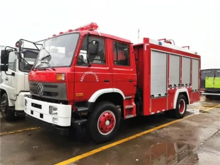 Dongfeng 6Tons water tanker fire fighting truck side view