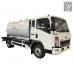 5 ton SINOTRUK HOWO LPG bobtail truck on road