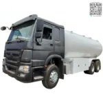 Sinotruk 336HP LPG bullet truck side profile view