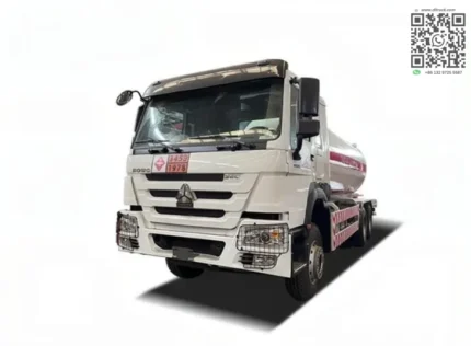 Q345R steel LPG tank with 20000 liter capacity on HOWO chassis