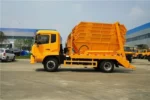 Rear loading mechanism on Dongfeng garbage truck