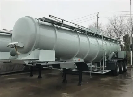 Carbon steel Q235B tank body with three axles