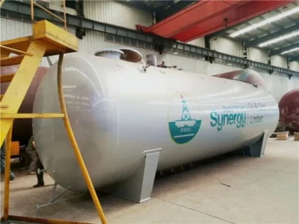Large cylindrical LPG storage tank manufactured by Chengli China