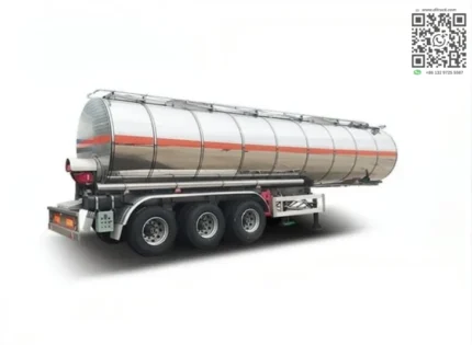 Round shape asphalt tank semi trailer front view