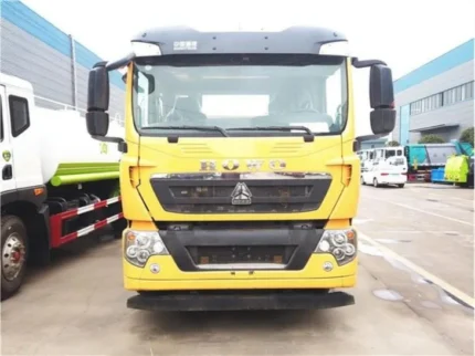 HW76 single bed cabin of SINOTRUK HOWO wrecker tow truck with front grille