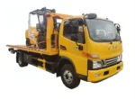 Flatbed measuring 5950 by 2300 mm with hydraulic winch