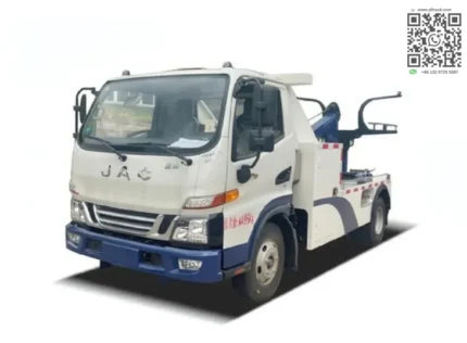 JAC chassis wrecker truck displayed at Chengli manufacturing facility
