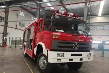 Cummins engine compartment of Chengli fire truck