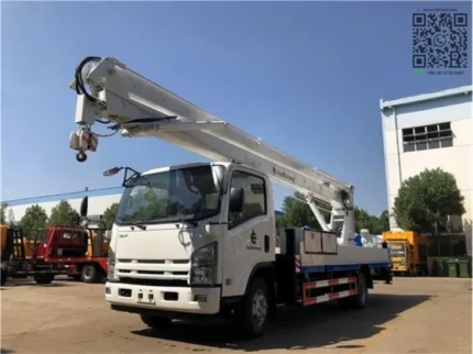 Isuzu 700 cabin with left-hand drive
