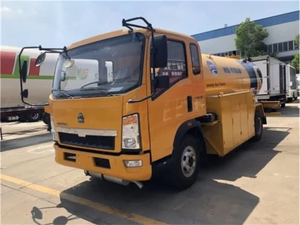 Q345R steel LPG tank with safety valves