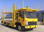 Yuchai diesel engine compartment of HOWO car hauler