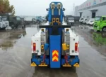 Hydraulic towing and lifting system on FAW J6P wrecker truck