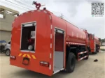 Rear spray nozzles and control panel of the sprinkler fire truck chengli