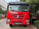 Water and foam tank capacity indicators on Sinotruk fire truck exterior