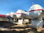 Large capacity gas storage tank for commercial use