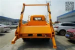 Swing arm lifting system of garbage truck