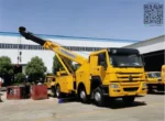 Operator cab controls on road recovery wrecker
