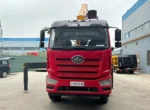6x4 driving configuration with power steering