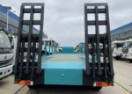Dual line braking system and air chambers on Chengli trailer