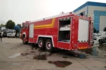 HOWO foam fire truck with water monitor cannon extended