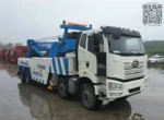 Overturned bus recovery operation by 50-ton rotation wrecker