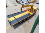 Straight boom with three extendable sections