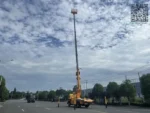 Automatic balancing system with tilting angle sensor on platform
