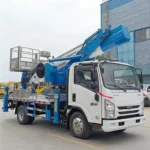 Insulation type bucket truck for power-line maintenance work