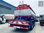 Steel saddle supports and leaf spring suspension under the Chengli 48cbm fuel tanker
